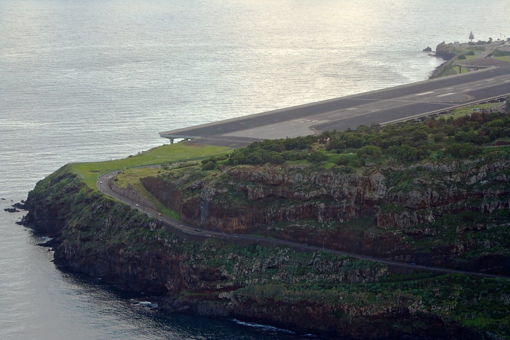 Madeira Airport runway built on columns over the ocean