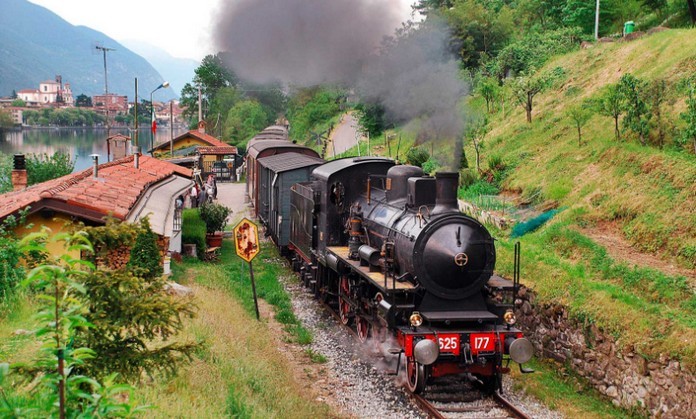 Ferrovia Turistica Camuna route, Lake Iseo