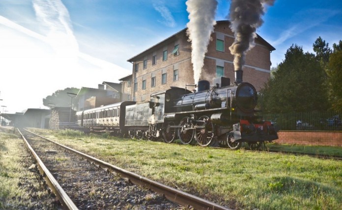 Tuscan hills from the Ferrovia Val d'Orcia
